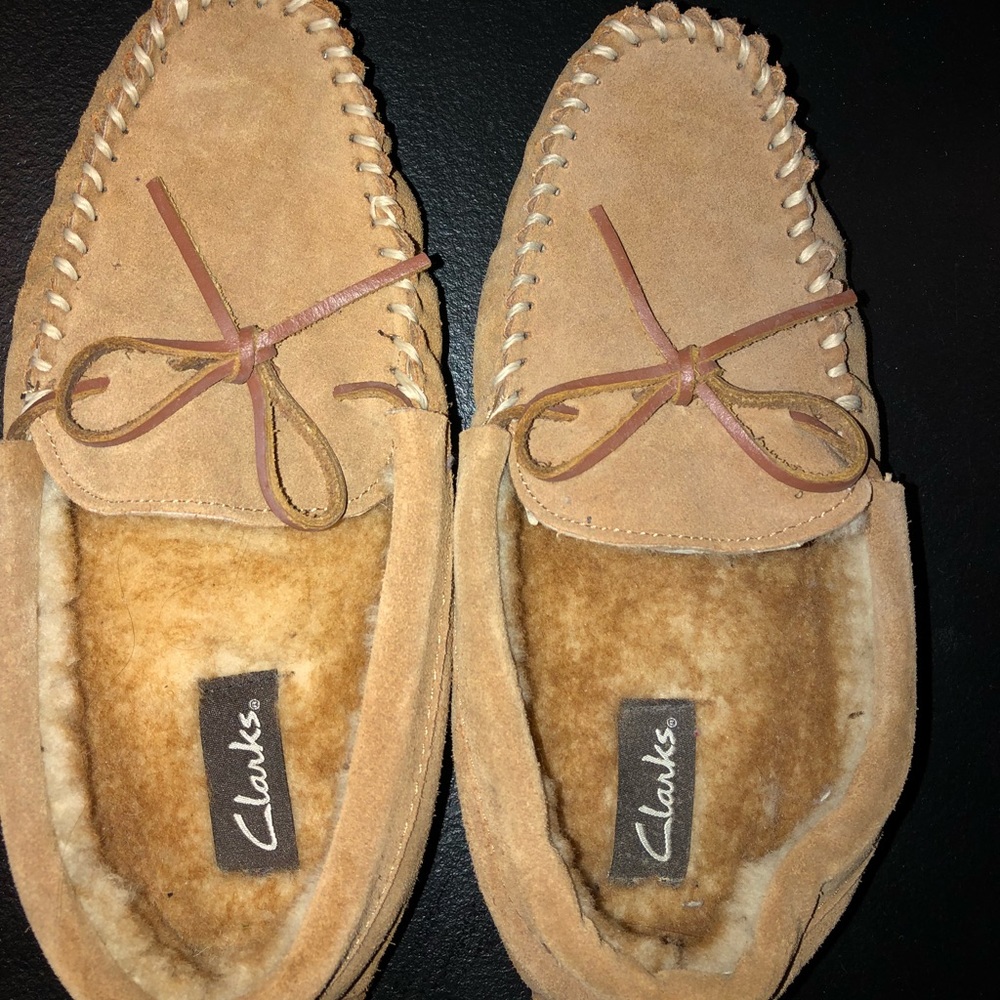 MOCCASINS SIZE 9